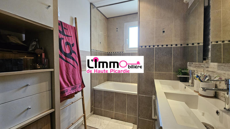 Maison - 93 m² - 6 pièces
