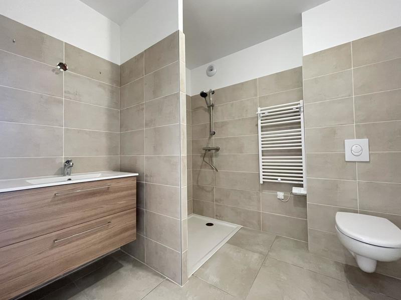 Appartement - 100 m² - 4 pièces