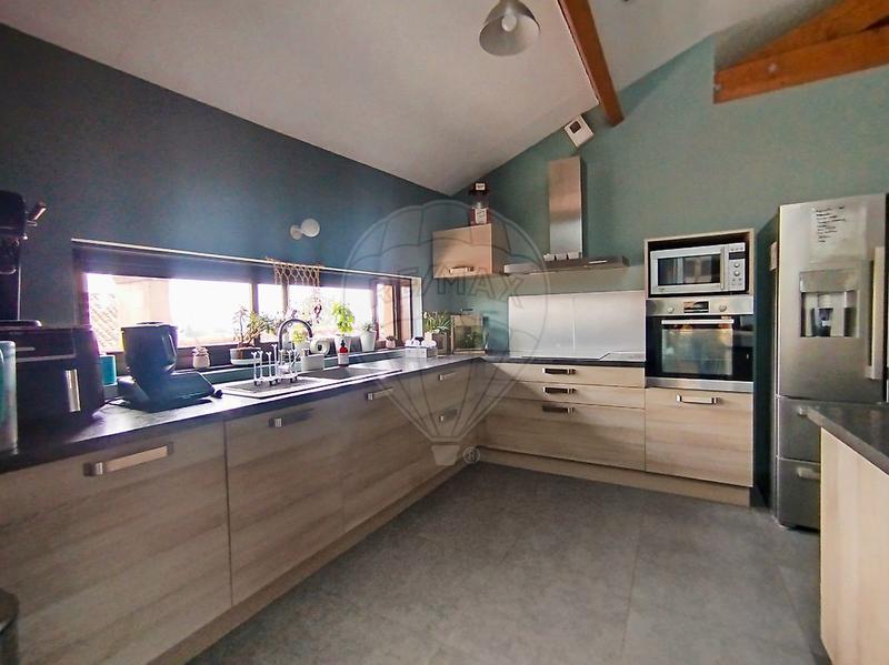 Appartement - 108 m² - 4 pièces