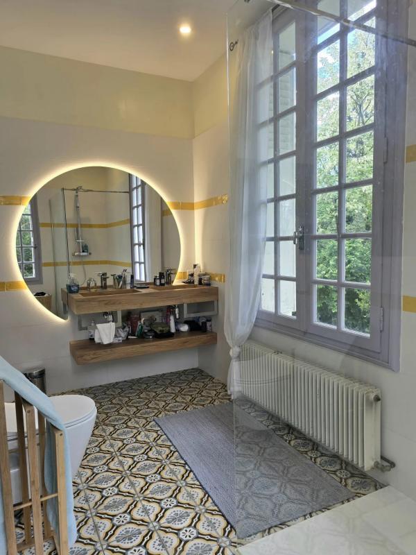 Demeure - 290 m² - 9 pièces