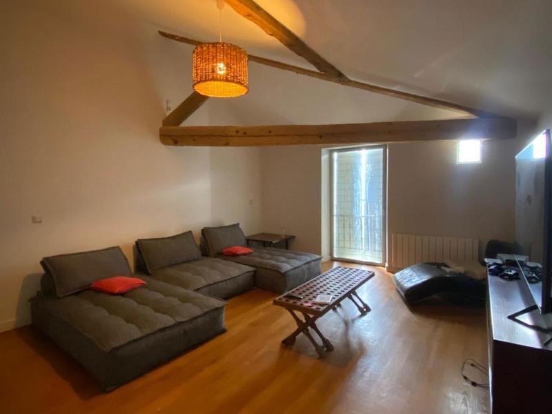 Maison - 240 m² - 8 pièces