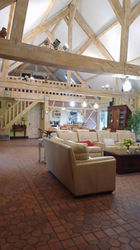 Maison - 250 m² - 8 pièces