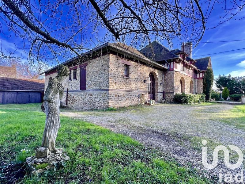 Maison - 400 m² - 13 pièces