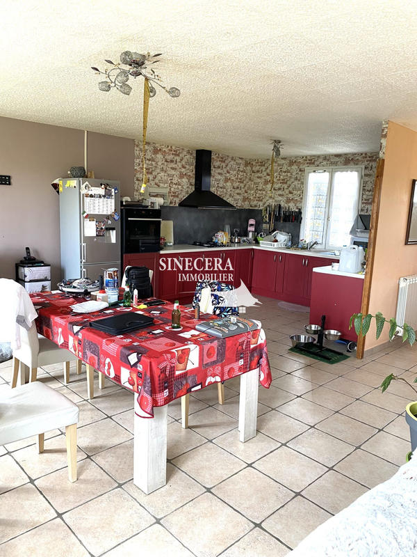 Maison - 85 m² - 4 pièces