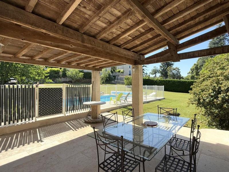 Château - 345 m² - 13 pièces