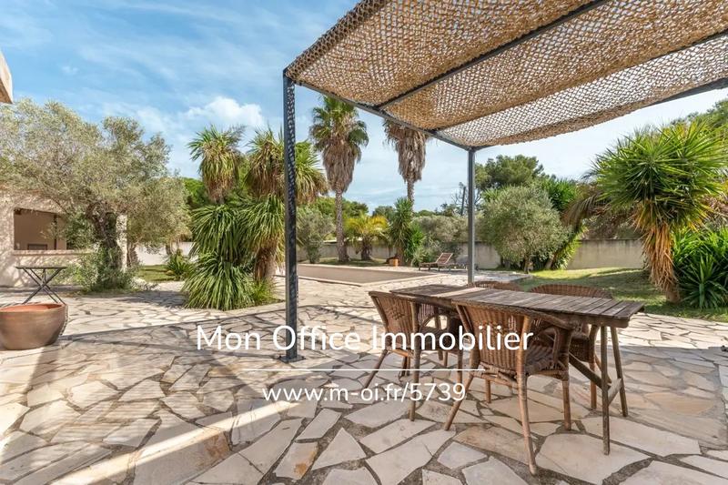 Villa - 240 m² - 5 pièces