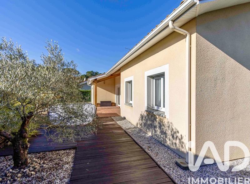 Maison - 104 m² - 5 pièces