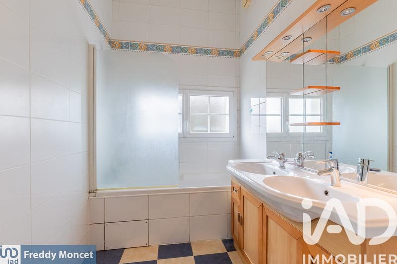 Maison - 145 m² - 6 pièces