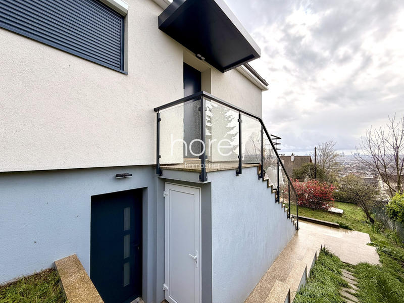 Maison - 160 m² - 5 pièces