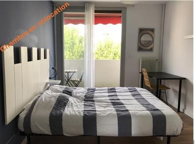 Chambre - 11 m² - 1 pièce