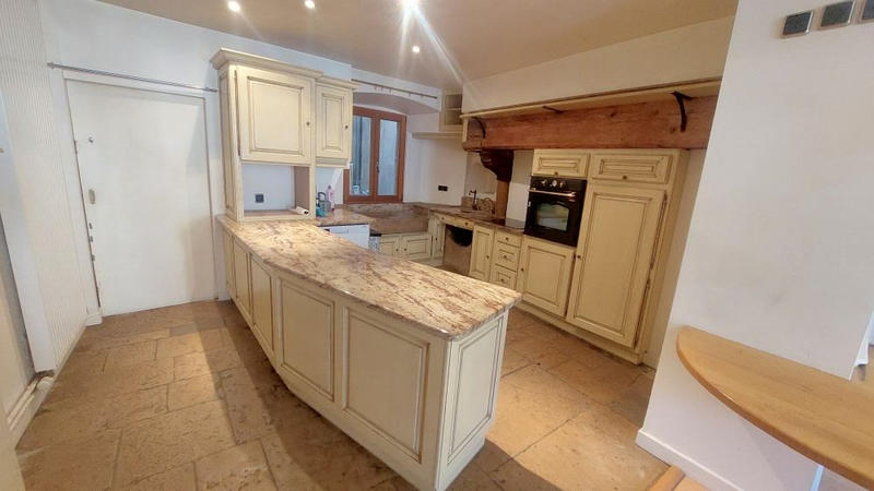 Maison - 190 m² - 10 pièces