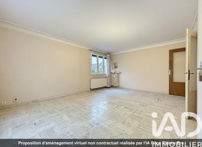 Maison - 141 m² - 8 pièces