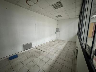 Entrepôt - 505 m²