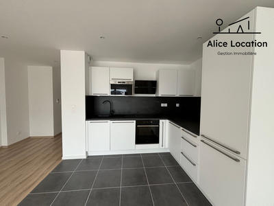 Appartement - 67 m² - 3 pièces