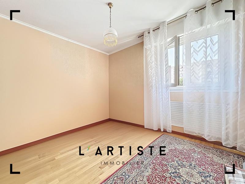 Appartement - 85 m² - 4 pièces