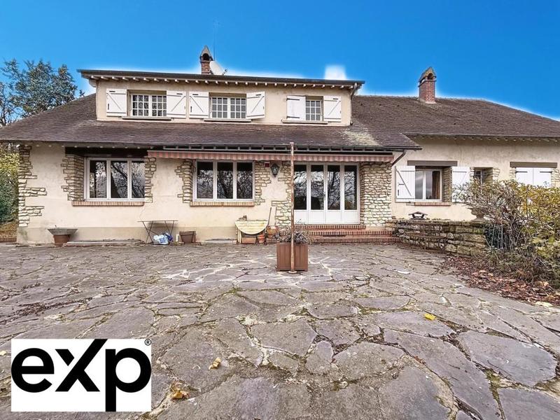 Propriété - 301 m² - 12 pièces