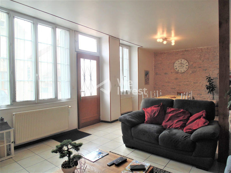 Maison - 240 m² - 6 pièces