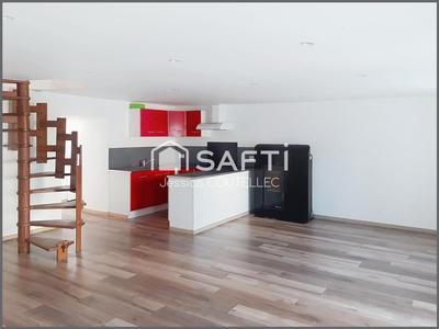 Maison - 85 m² - 5 pièces