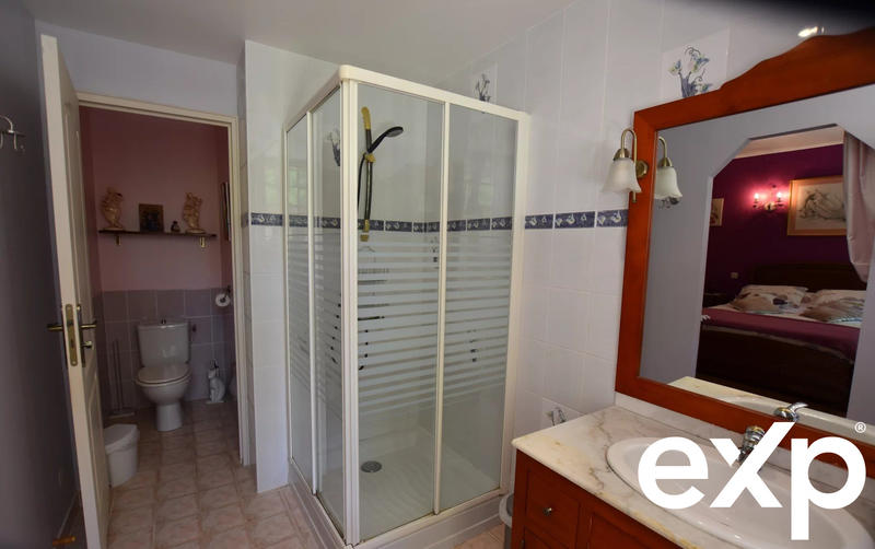 Maison - 340 m² - 10 pièces