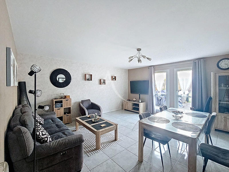 Maison - 97 m² - 5 pièces