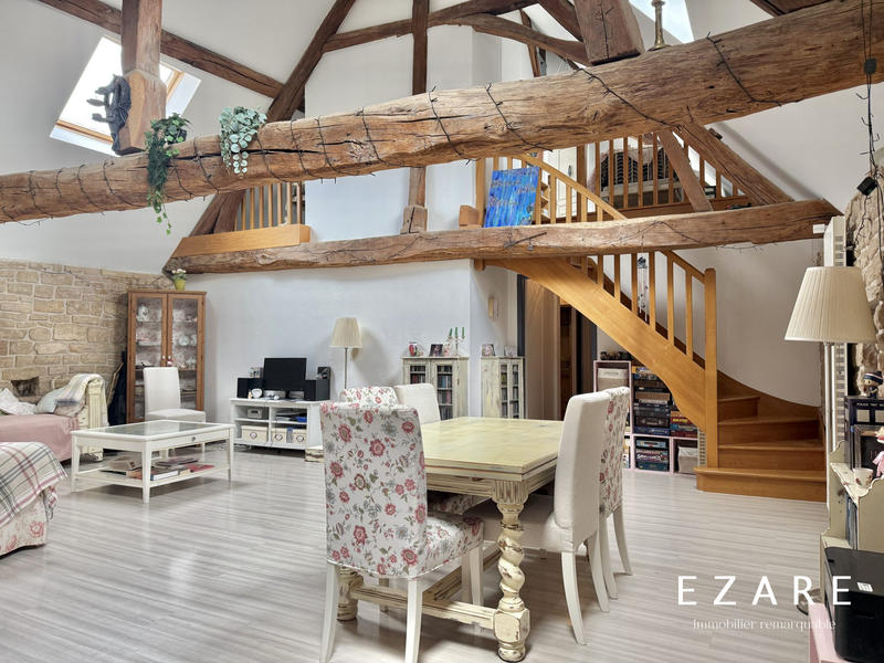 Appartement - 194 m² - 7 pièces