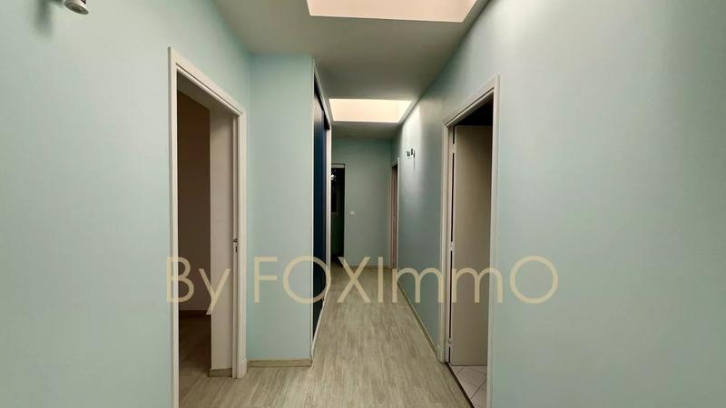 Villa - 230 m² - 7 pièces