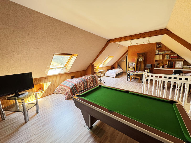 Maison - 151 m² - 6 pièces