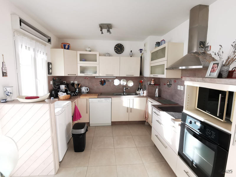 Appartement - 84 m² - 3 pièces