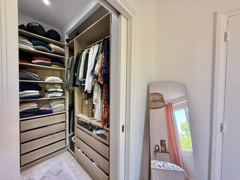 Maison - 245 m² - 8 pièces