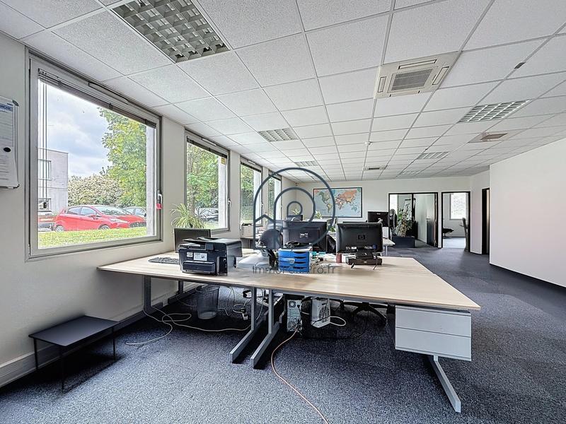 Bureau - 162 m²