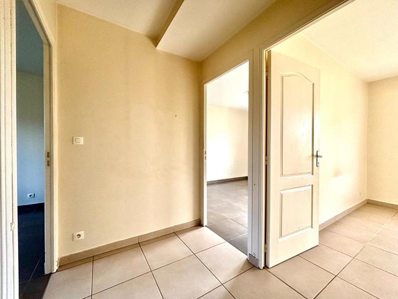 Maison - 92 m² - 5 pièces