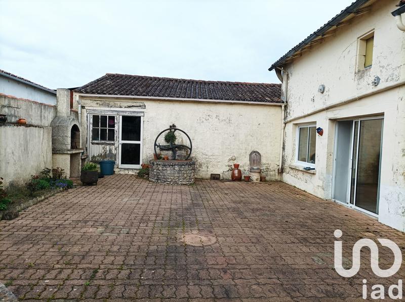 Maison de village - 209 m² - 9 pièces