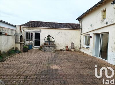 Maison de village - 209 m² - 9 pièces