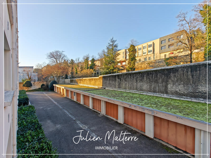 Appartement - 86 m² - 4 pièces