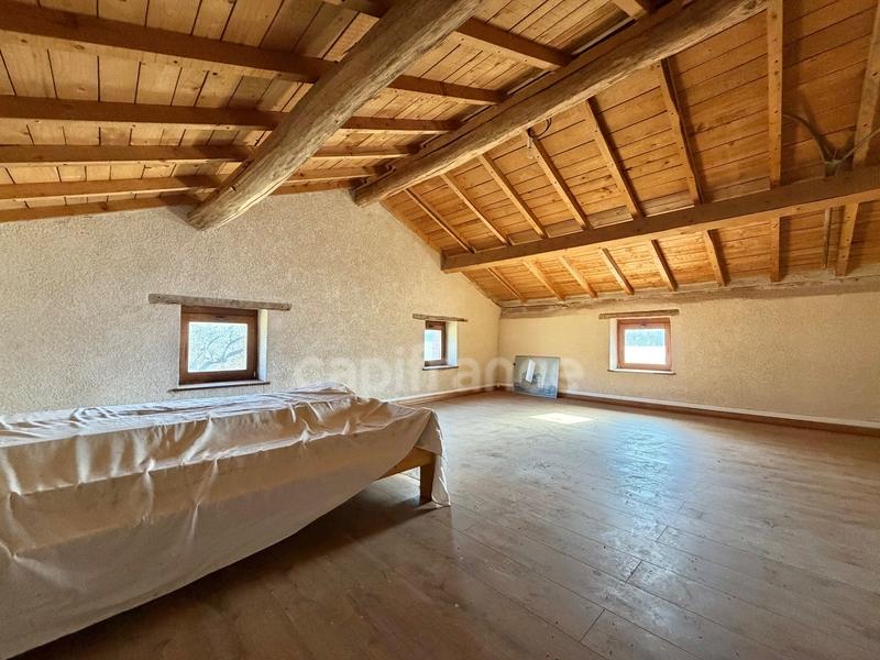 Maison en pierre - 140 m² - 5 pièces