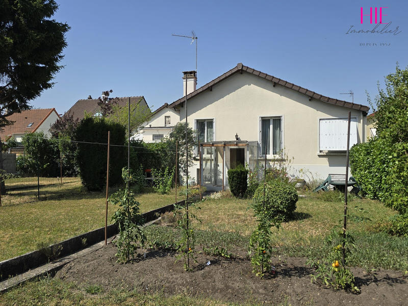 Maison traditionnelle - 65 m² - 4 pièces