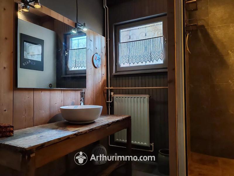 Maison - 407 m² - 7 pièces