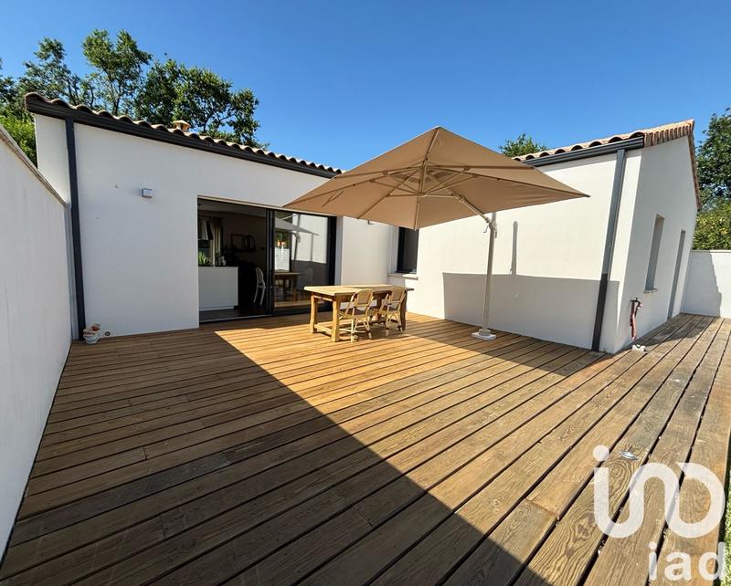 Maison - 96 m² - 4 pièces