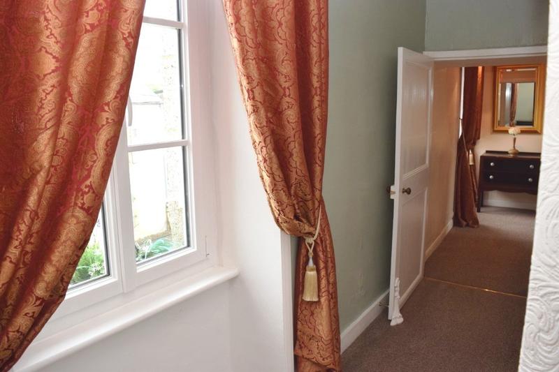 Maison - 168 m² - 8 pièces