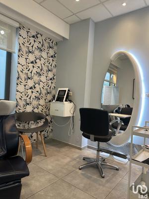 Local commercial - 117 m²