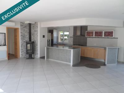 Maison de village - 145 m² - 6 pièces