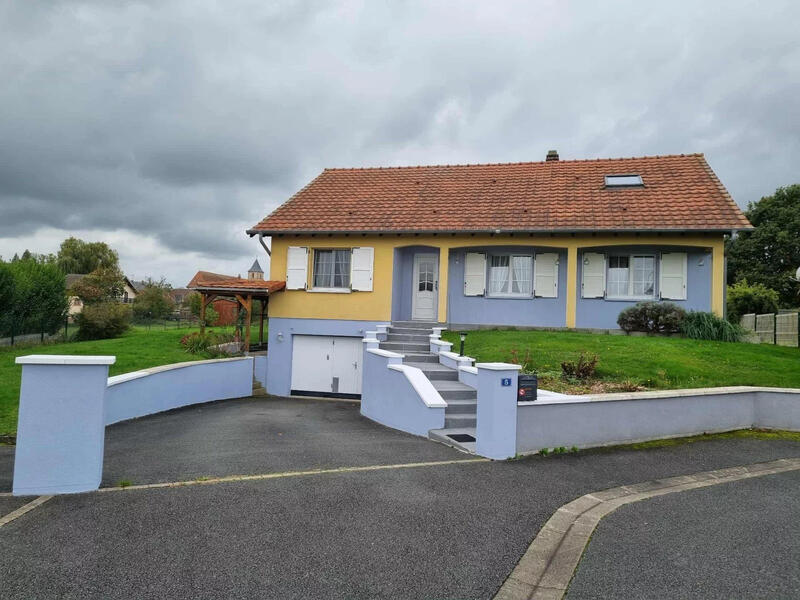 Maison traditionnelle - 200 m² - 7 pièces