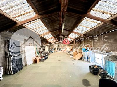 Local commercial - 257 m²