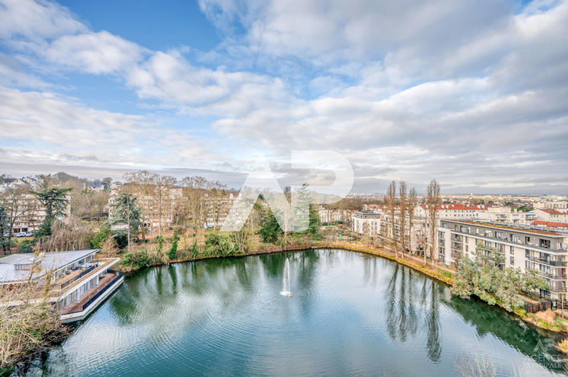 Appartement - 91 m² - 4 pièces