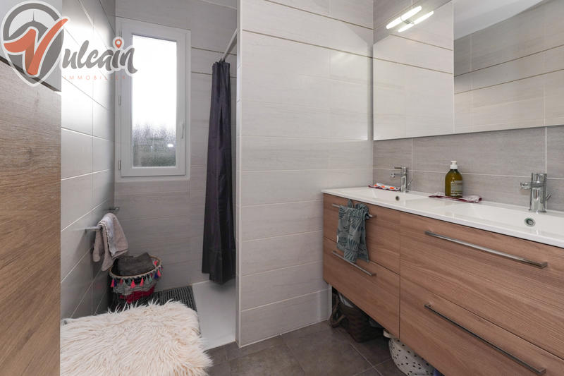 Maison - 87 m² - 4 pièces