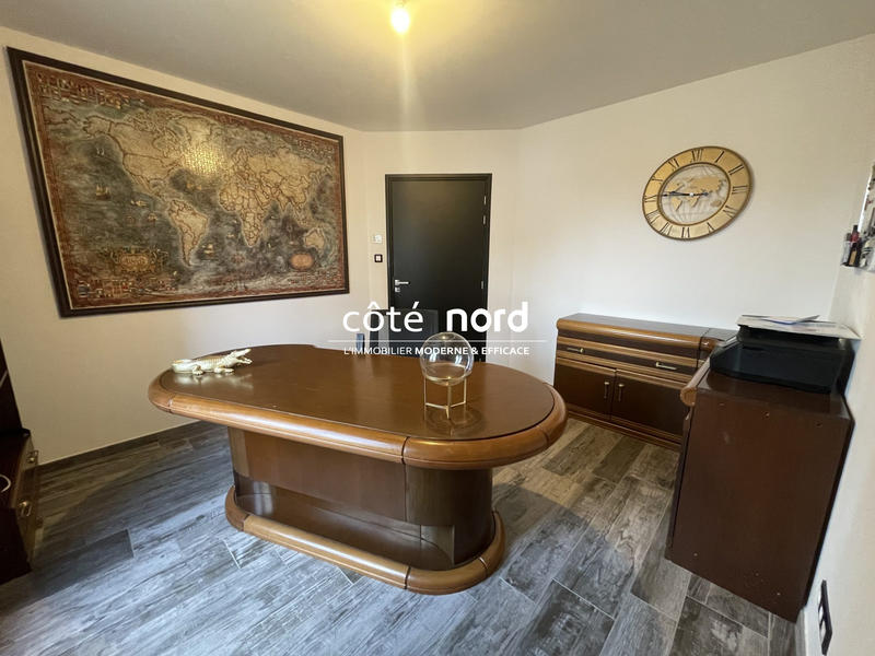 Maison - 208 m² - 7 pièces