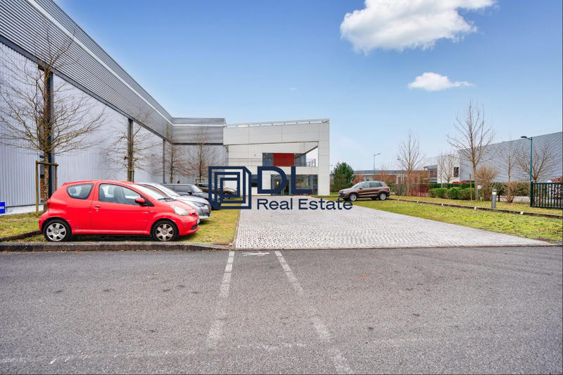 Entrepôt - 9 199 m²