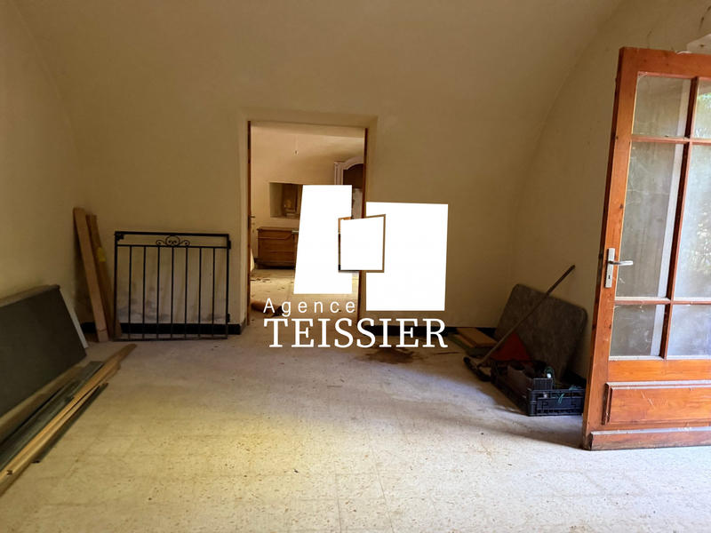 Maison - 100 m² - 2 pièces