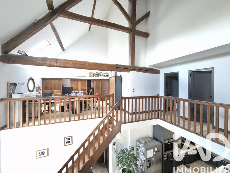 Maison - 200 m² - 6 pièces