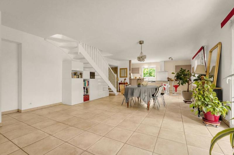 Villa - 170 m² - 5 pièces